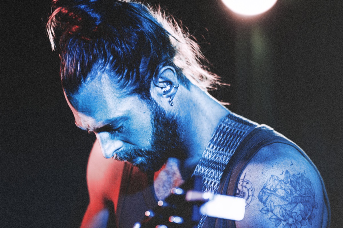 Jonathan Roy | Symphony of doubts