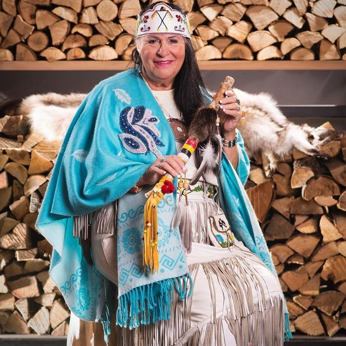 Création d&#8217;un collier écologique autochtone avec Diane Andicha Picard