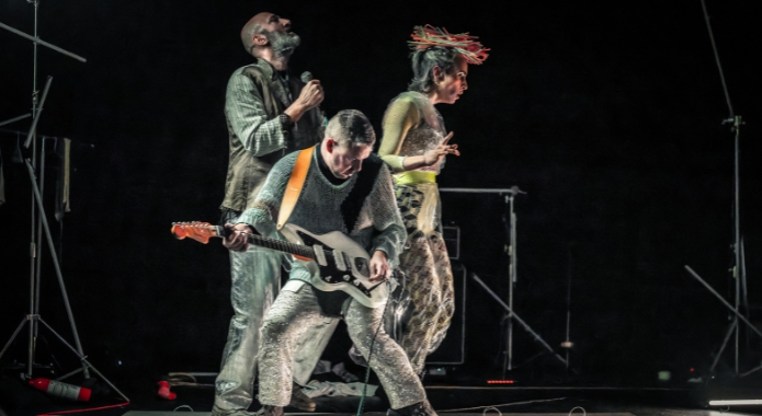 Débordement | La Otra Orilla