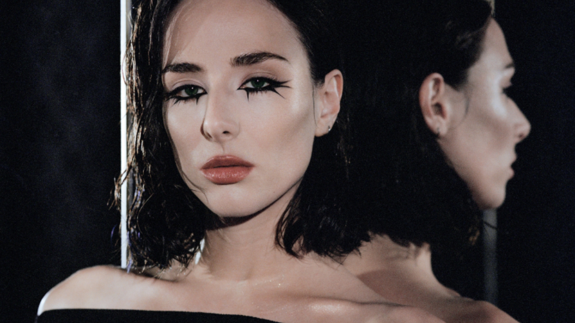 Ariane Roy – Dogue