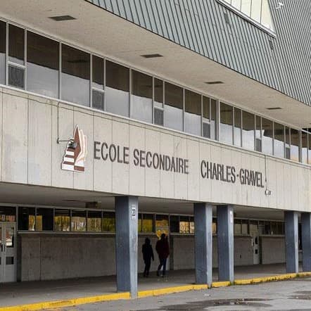 École secondaire Charles-Gravel