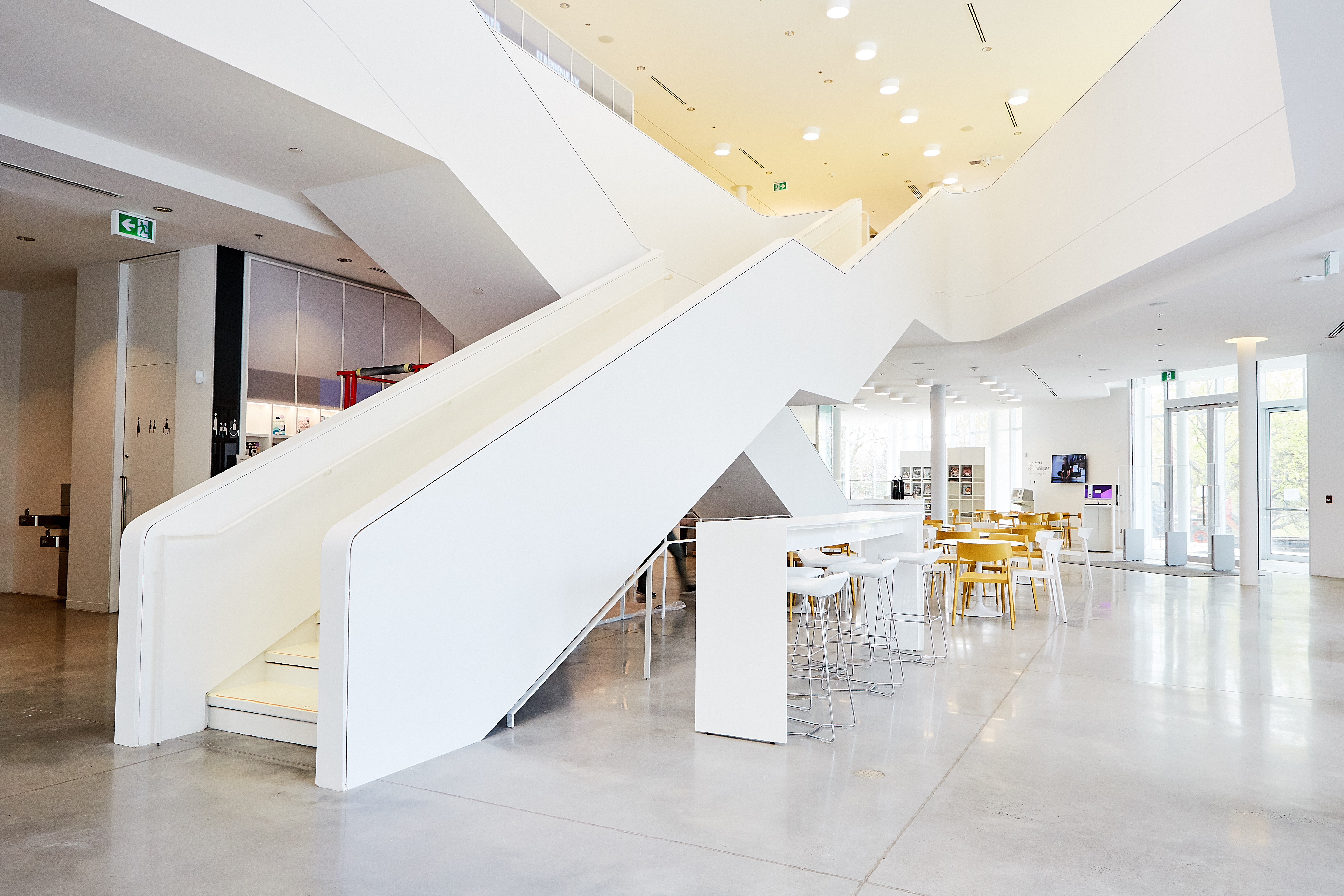 Bibliothèque de Pierrefonds